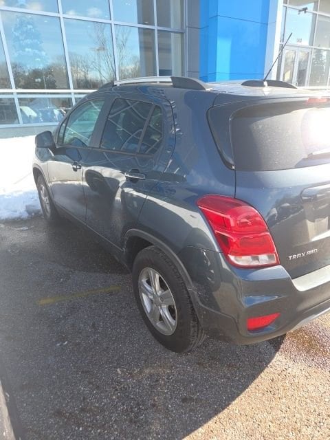 Used 2022 Chevrolet Trax LT with VIN KL7CJPSM8NB560621 for sale in Stow, OH