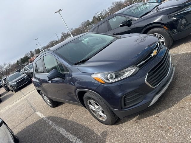 Used 2018 Chevrolet Trax LT with VIN 3GNCJLSB9JL377416 for sale in Stow, OH