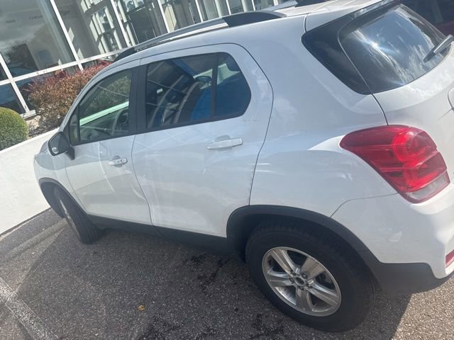 2022 Chevrolet Trax LT photo 4