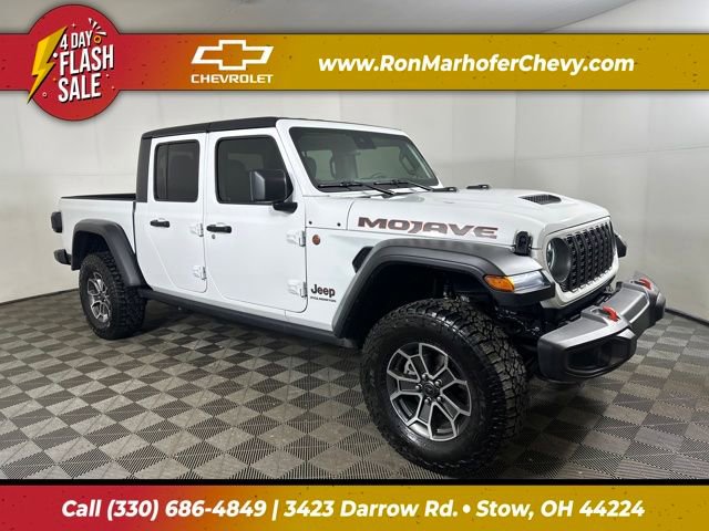2025 Jeep Gladiator Mojave's photo