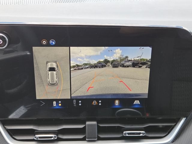 2026 Chevrolet Equinox LT - Photo 7