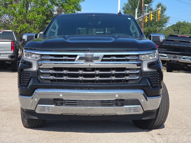 2026 Chevrolet Silverado 1500 LTZ - Photo 13