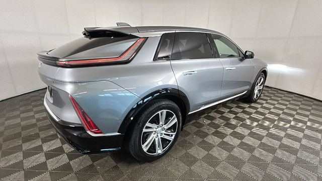 Used 2024 Cadillac LYRIQ Tech with VIN 1GYKPMRL1RZ136505 for sale in Stow, OH