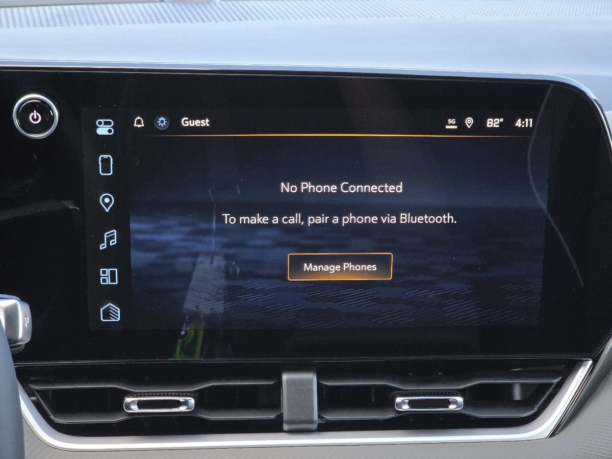 2027 Chevrolet Equinox LT - Photo 7