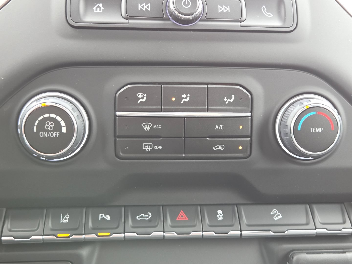 2026 Chevrolet Silverado 2500 HD Custom - Photo 33