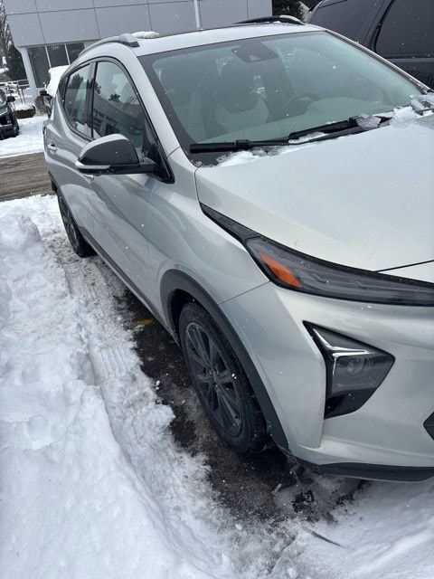 Used 2022 Chevrolet Bolt EUV Premier with VIN 1G1FZ6S06N4105358 for sale in Stow, OH