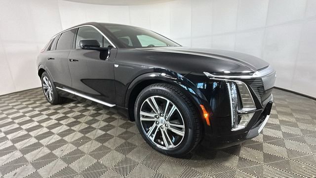 Used 2024 Cadillac LYRIQ Luxury 1 with VIN 1GYKPPRL1RZ119608 for sale in Stow, OH