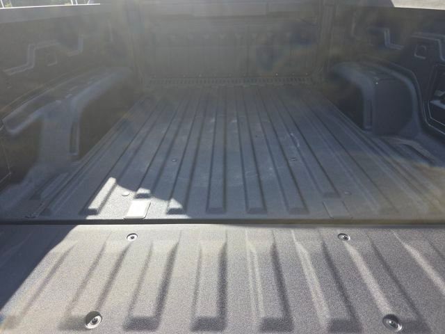 2026 Chevrolet Silverado EV LT - Photo 28