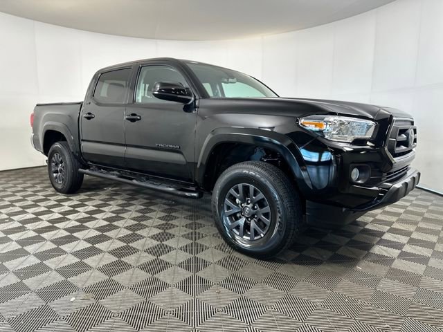 2023 Toyota Tacoma SR photo 2
