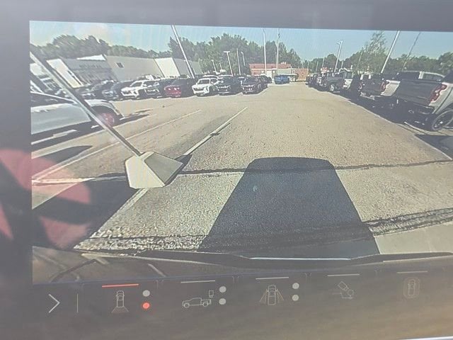 2025 Chevrolet Silverado 1500 LT - Photo 6