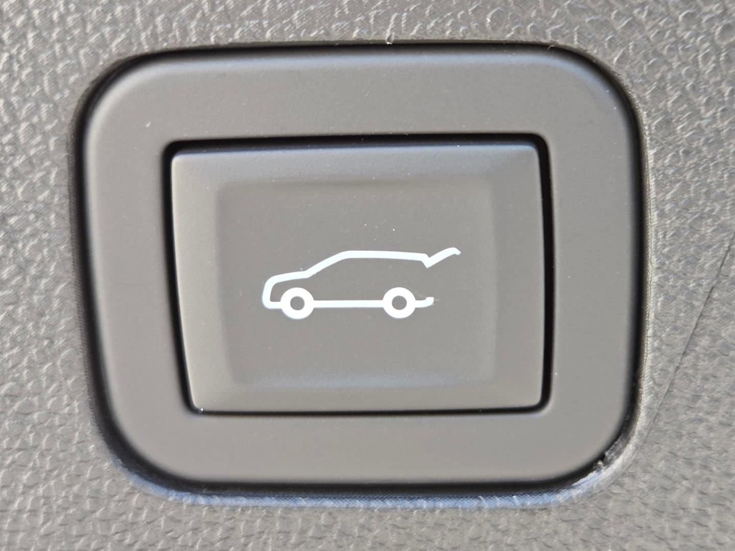 2026 Chevrolet Tahoe Premier - Photo 26