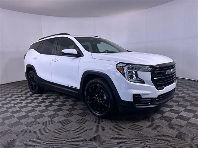 Used 2022 GMC Terrain SLE with VIN 3GKALMEV8NL186022 for sale in Stow, OH