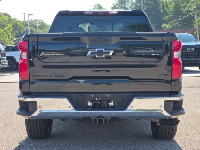 2026 Chevrolet Silverado 1500 LTZ - Photo 16