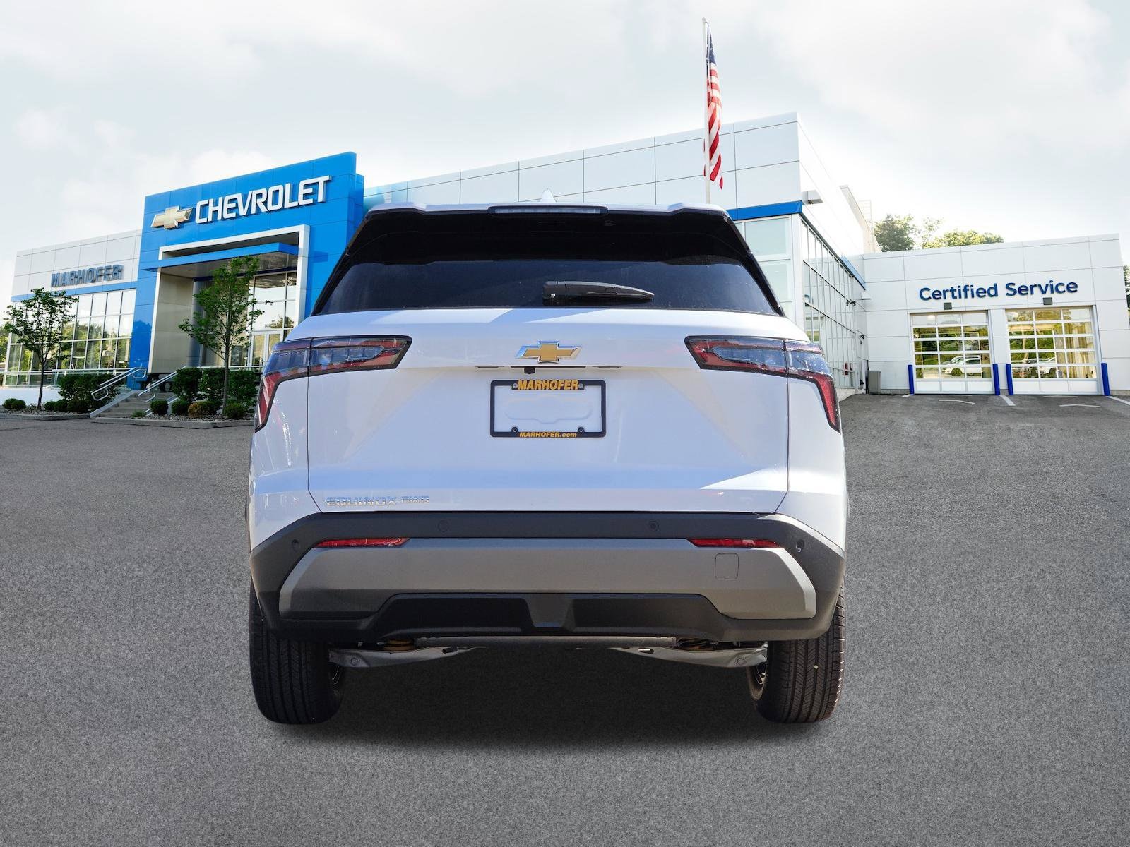 2027 Chevrolet Equinox LT - Photo 20