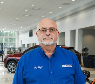 Staff member Roger Rummel from ID_3de4a700f92e