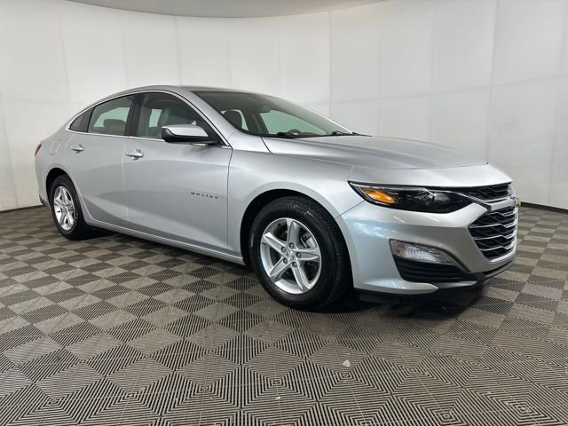 Used 2022 Chevrolet Malibu 1FL with VIN 1G1ZC5STXNF172830 for sale in Stow, OH