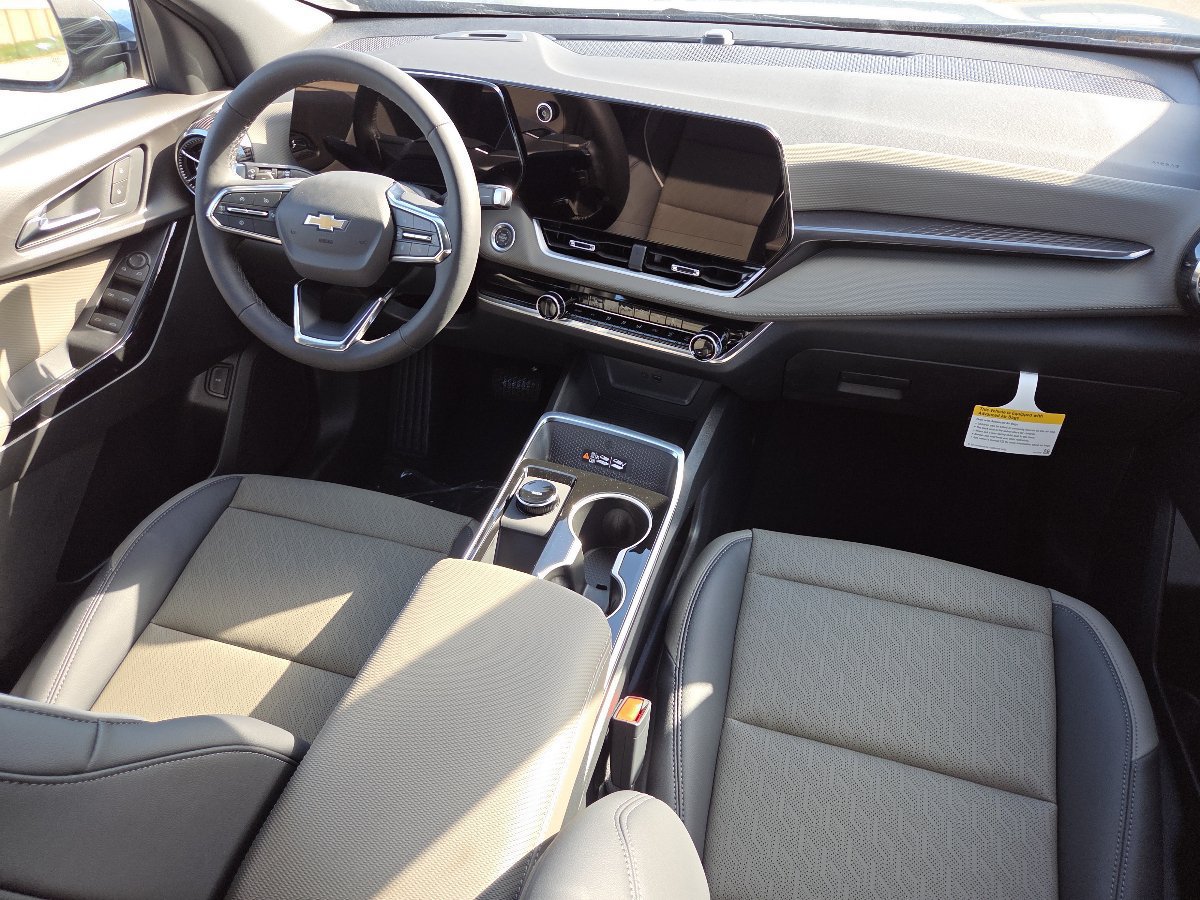 2027 Chevrolet Equinox LT - Photo 27