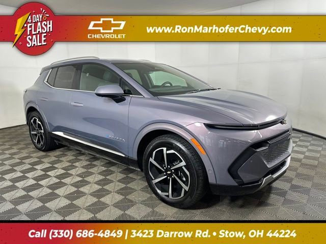 2024 Chevrolet Equinox EV LT's photo