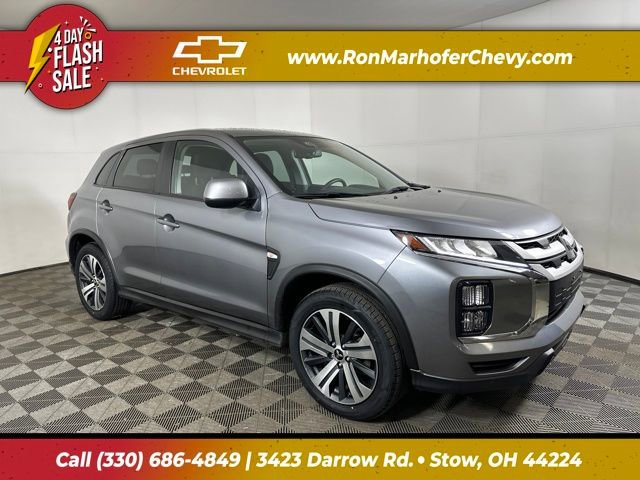 2024 Mitsubishi Outlander Sport ES's photo