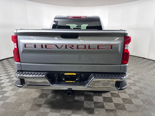 2025 Chevrolet Silverado 1500 LT photo 4