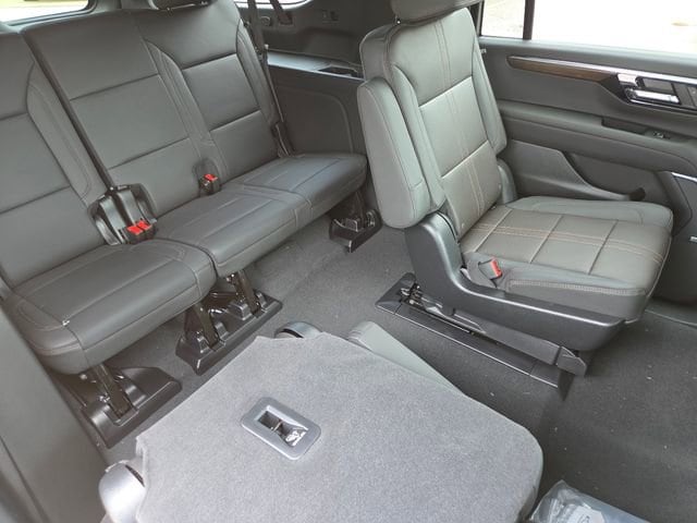 2026 Chevrolet Suburban High Country - Photo 26