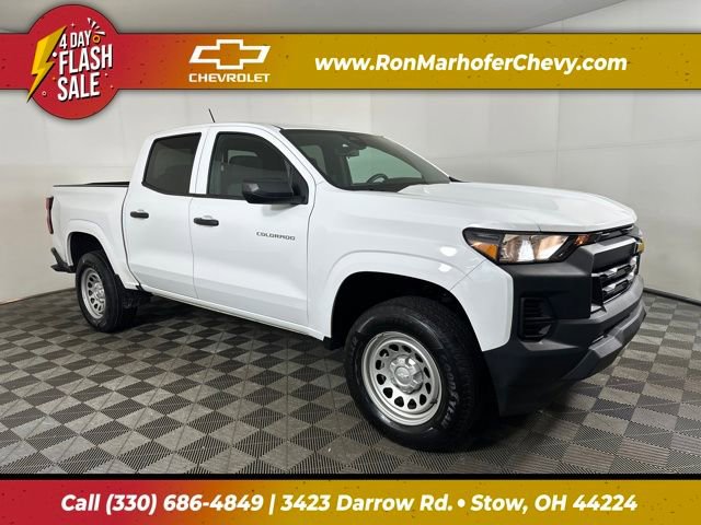 2023 Chevrolet Colorado Work Truck's photo