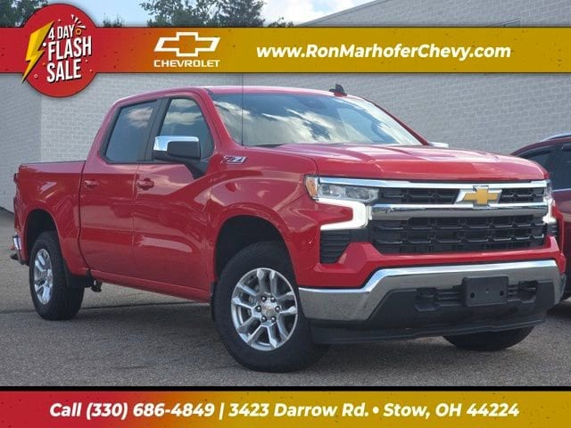 2025 Chevrolet Silverado 1500 LT's photo