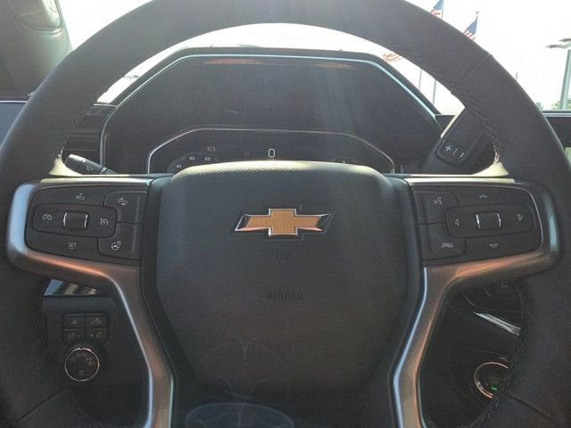 2025 Chevrolet Silverado 1500 LT - Photo 15