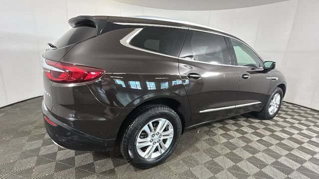 Used 2018 Buick Enclave Essence with VIN 5GAERBKW1JJ157090 for sale in Stow, OH