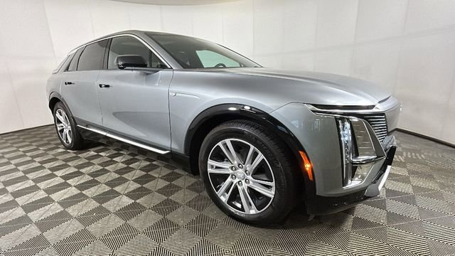 Used 2024 Cadillac LYRIQ Tech with VIN 1GYKPMRK1RZ115306 for sale in Stow, OH