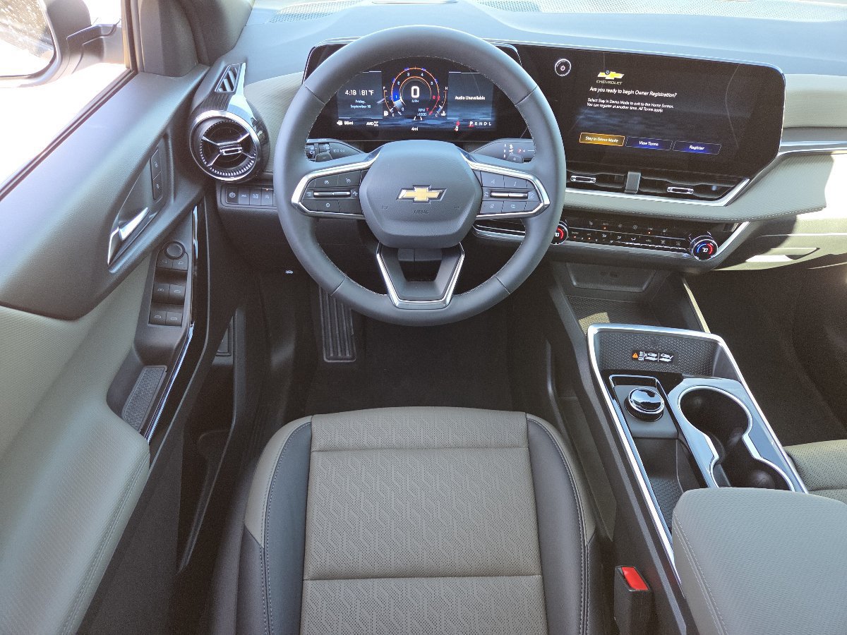 2027 Chevrolet Equinox LT - Photo 29