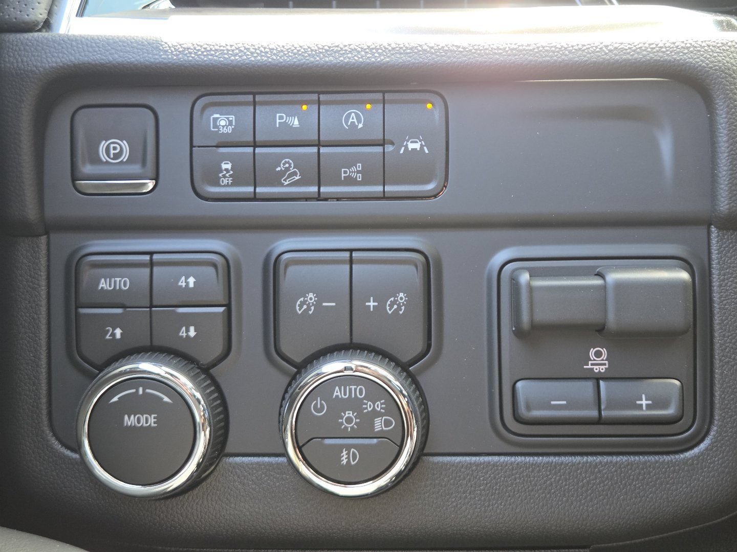 2026 Chevrolet Tahoe Premier - Photo 6