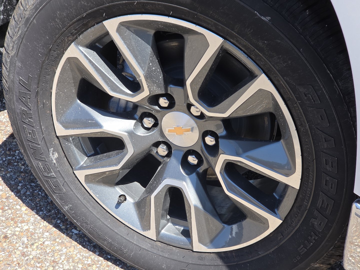 2026 Chevrolet Silverado 1500 LT - Photo 13