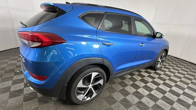 Used 2016 Hyundai Tucson Limited with VIN KM8J3CA23GU092569 for sale in Stow, OH