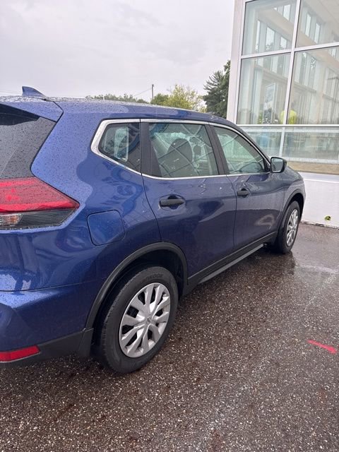 2020 Nissan Rogue photo 3