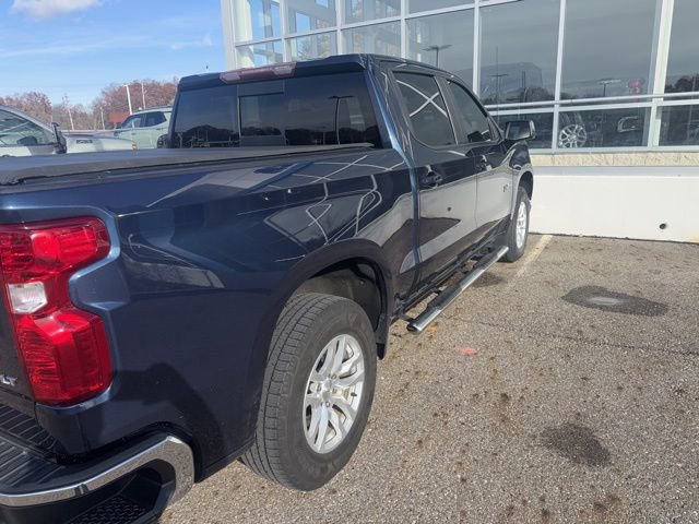 2020 Chevrolet Silverado 1500 LT photo 3