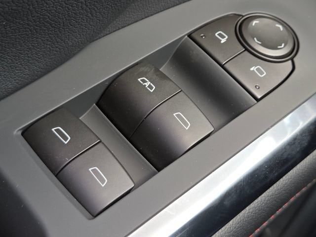 2026 Chevrolet Traverse Z71 - Photo 35