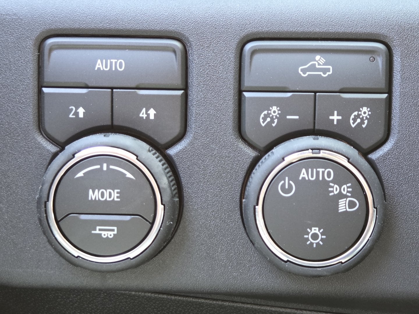 2026 Chevrolet Silverado 1500 LT - Photo 7