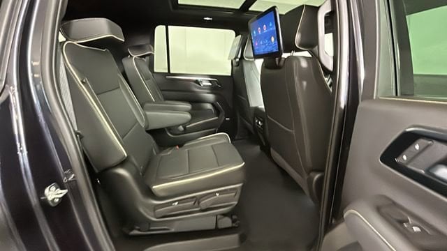 2026 Chevrolet Suburban Premier - Photo 29