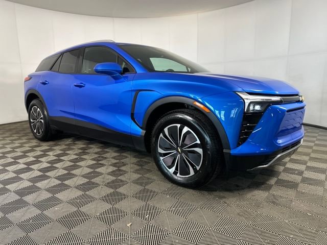 Used 2024 Chevrolet Blazer EV LT with VIN 3GNKDBRJ3RS199739 for sale in Stow, OH