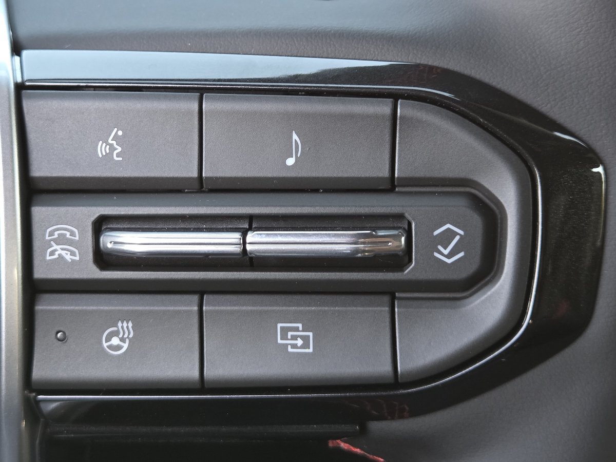 2026 Chevrolet Colorado Z71 - Photo 33