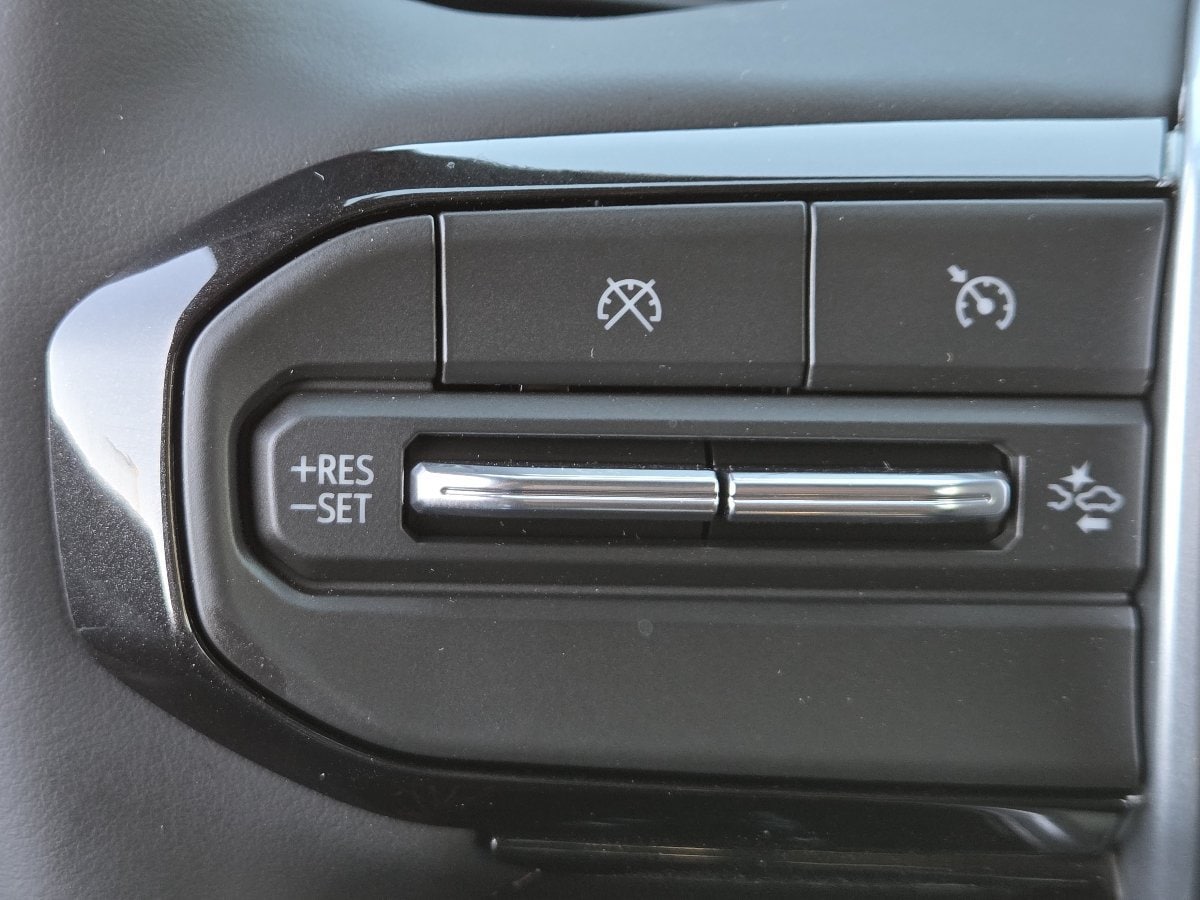 2026 Chevrolet Colorado Z71 - Photo 32