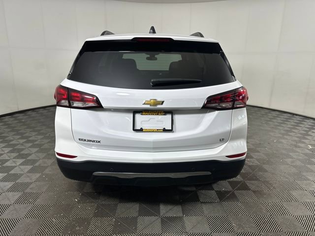 2022 Chevrolet Equinox LT photo 3