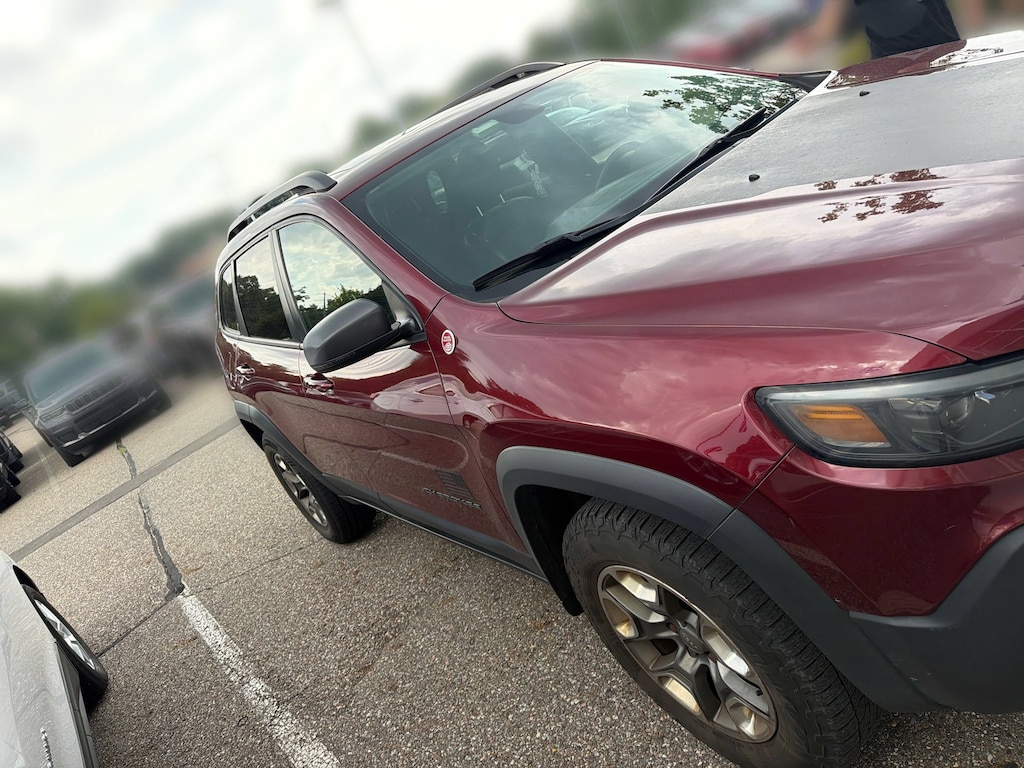 Used 2019 Jeep Cherokee Trailhawk Elite SUV