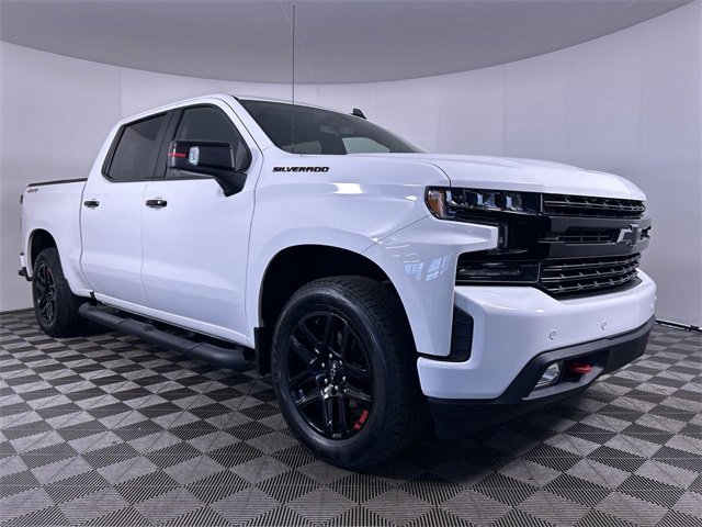 Used 2022 Chevrolet Silverado 1500 Limited RST with VIN 1GCUYEED0NZ109242 for sale in Stow, OH