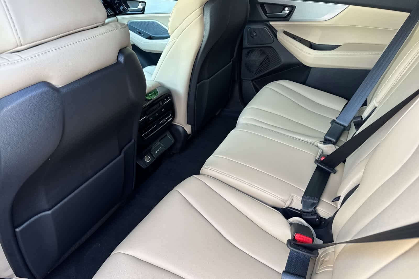 2025 Acura MDX Base - Photo 9
