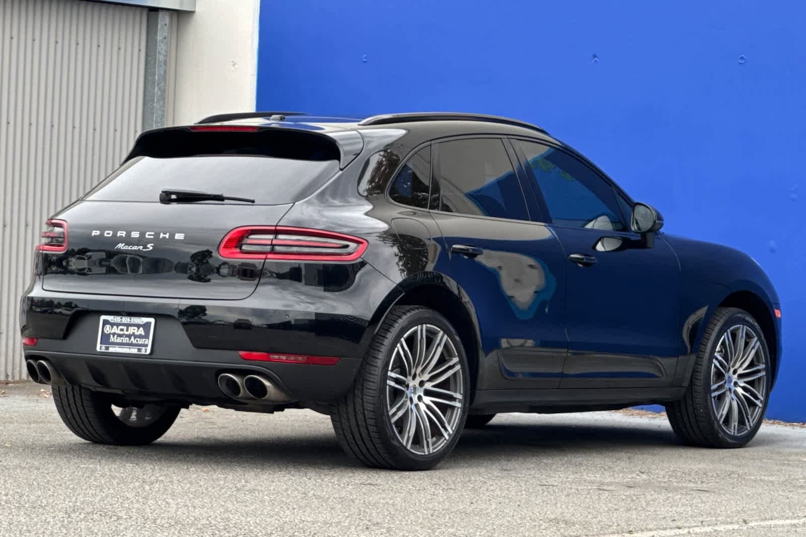 2016 Porsche Macan S photo 2