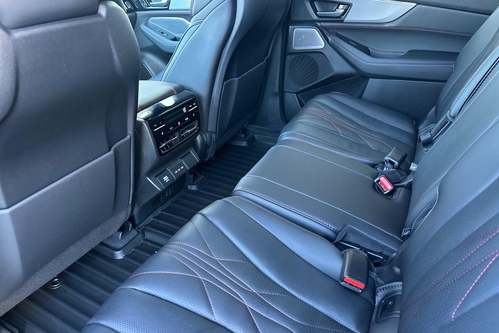 2026 Acura MDX A-Spec w/Advance Package - Photo 10