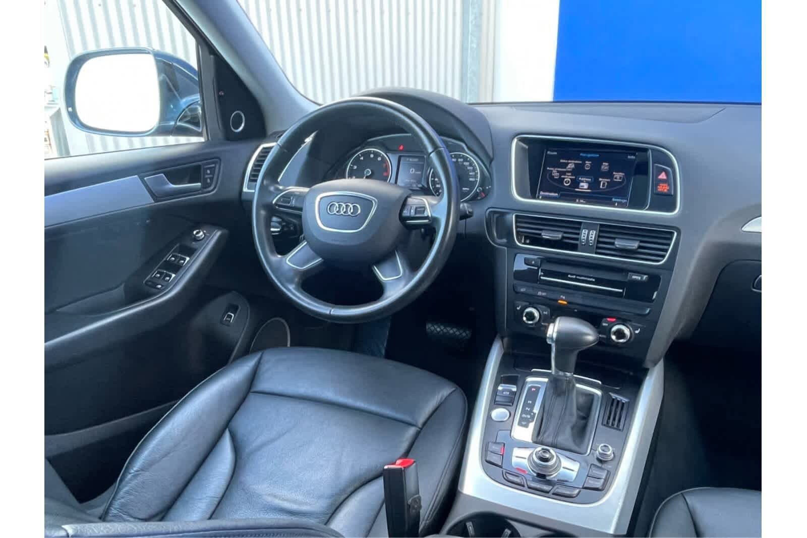2016 Audi Q5 2.0T Premium photo 2