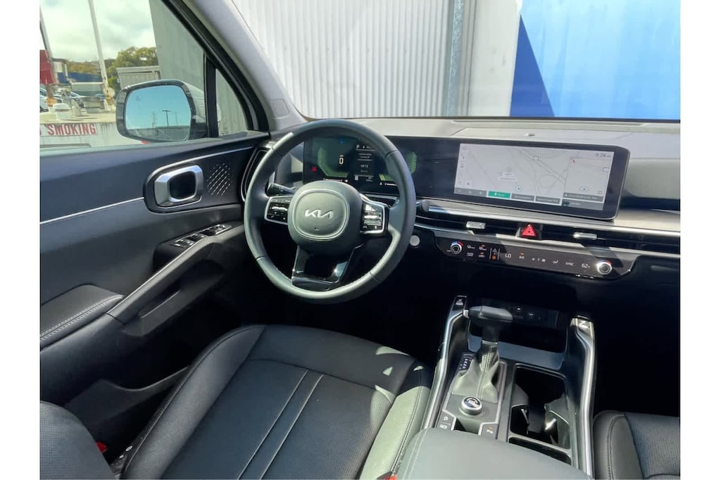 Used 2025 Kia Sorento S SUV